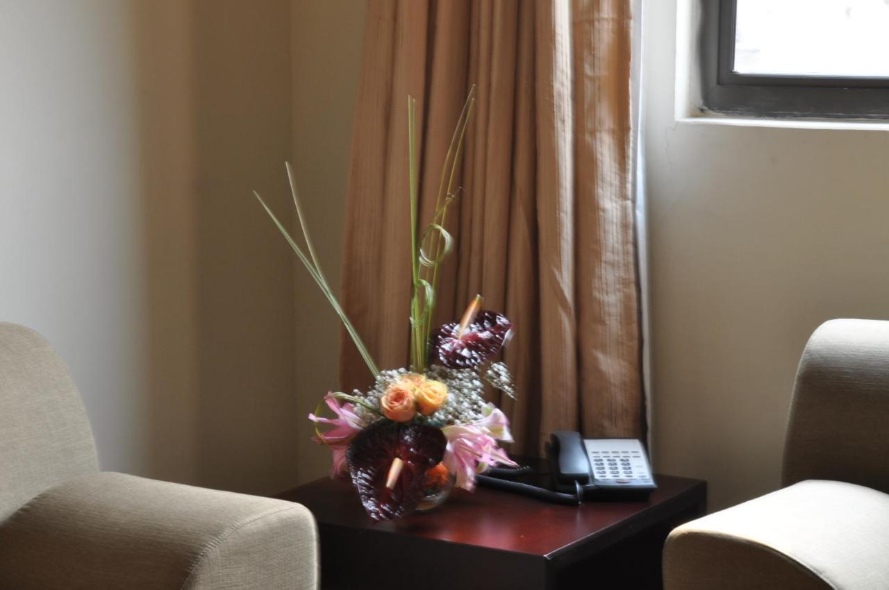 Hotel Royal Kinshasa Luaran gambar