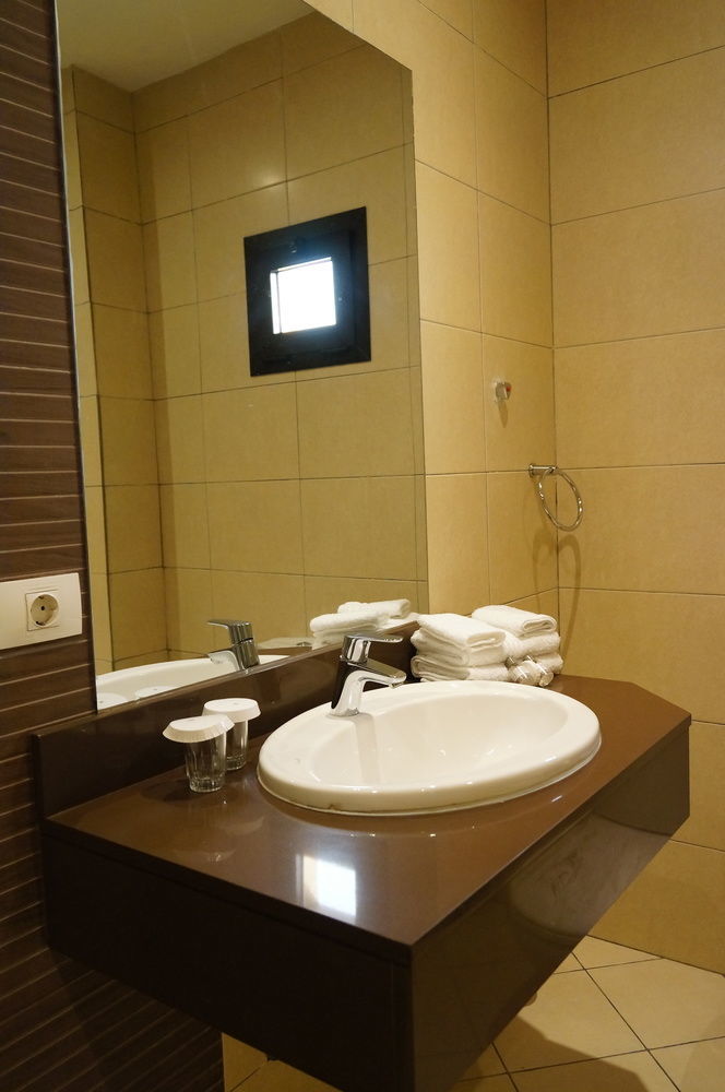 Hotel Royal Kinshasa Luaran gambar